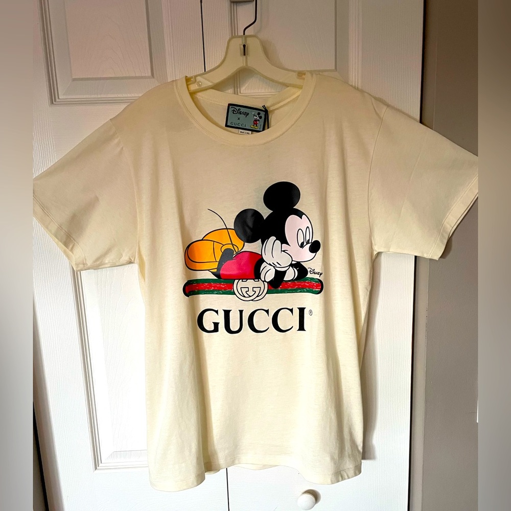 Gucci x Disney Men’s size M tshirt NWT!